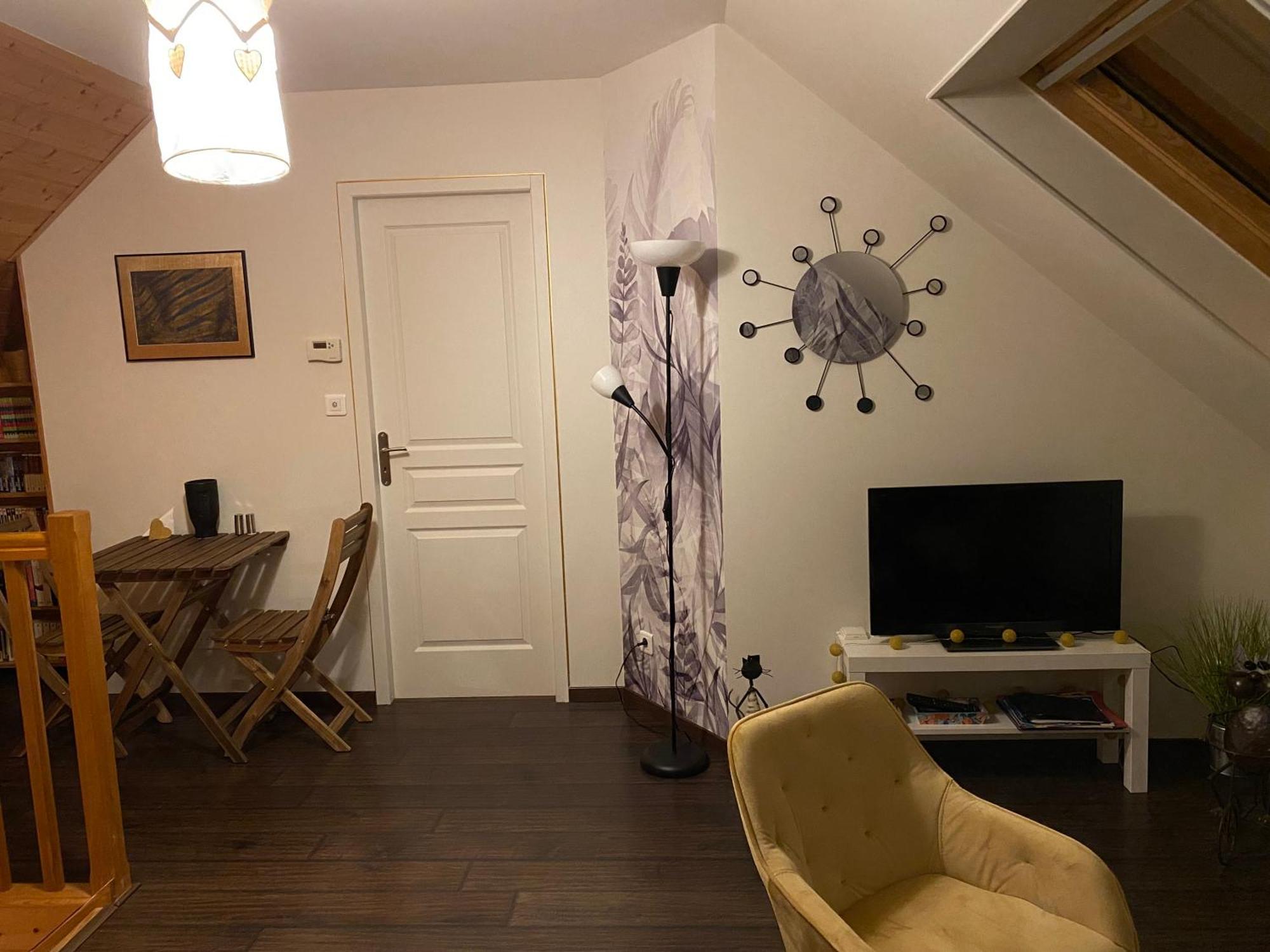 Chambre D'Hotes Proximite Circuit Prenois Exterior photo
